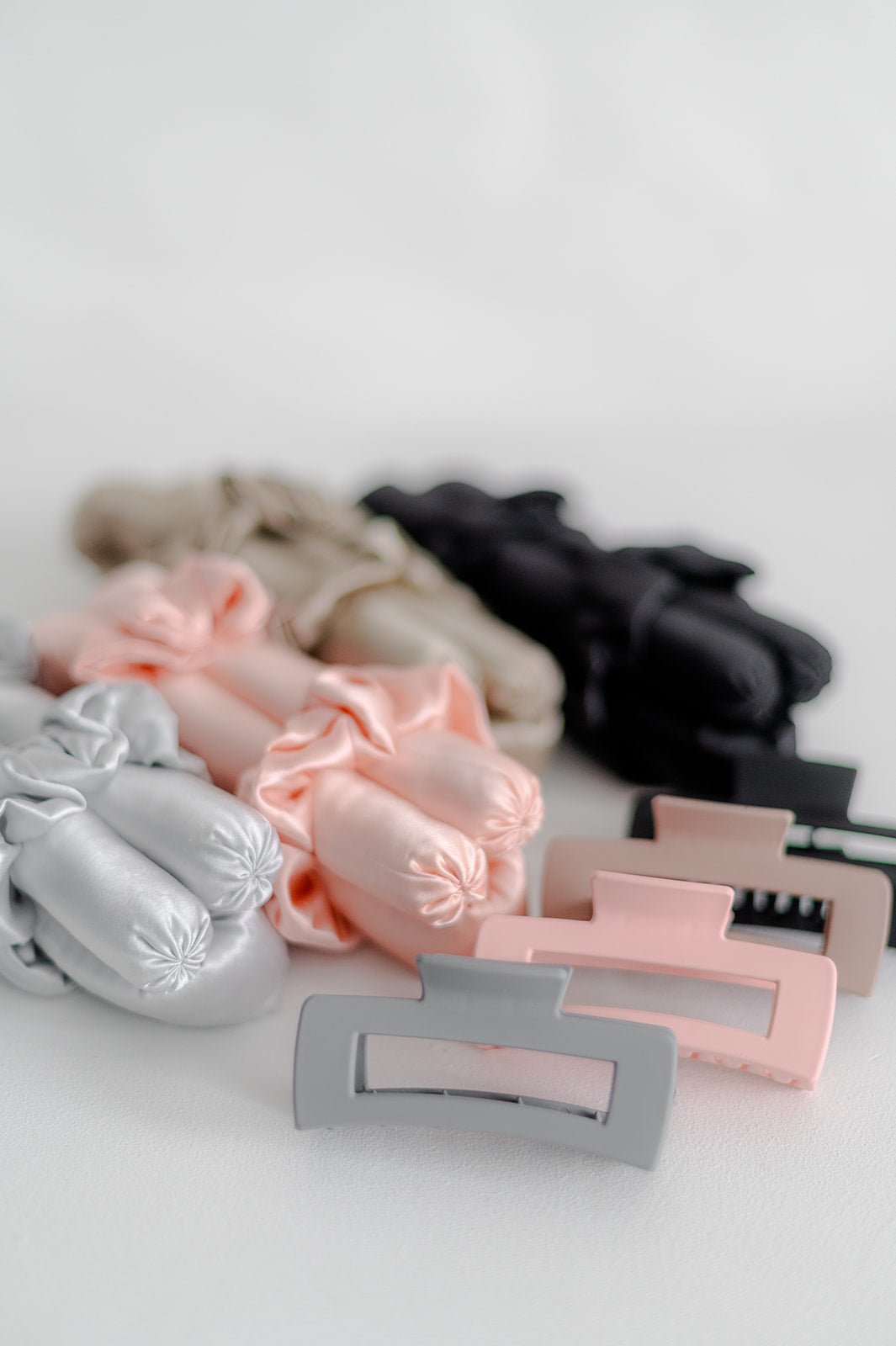Heatless Mulberry Silk Hair Curler - Stardust Silver