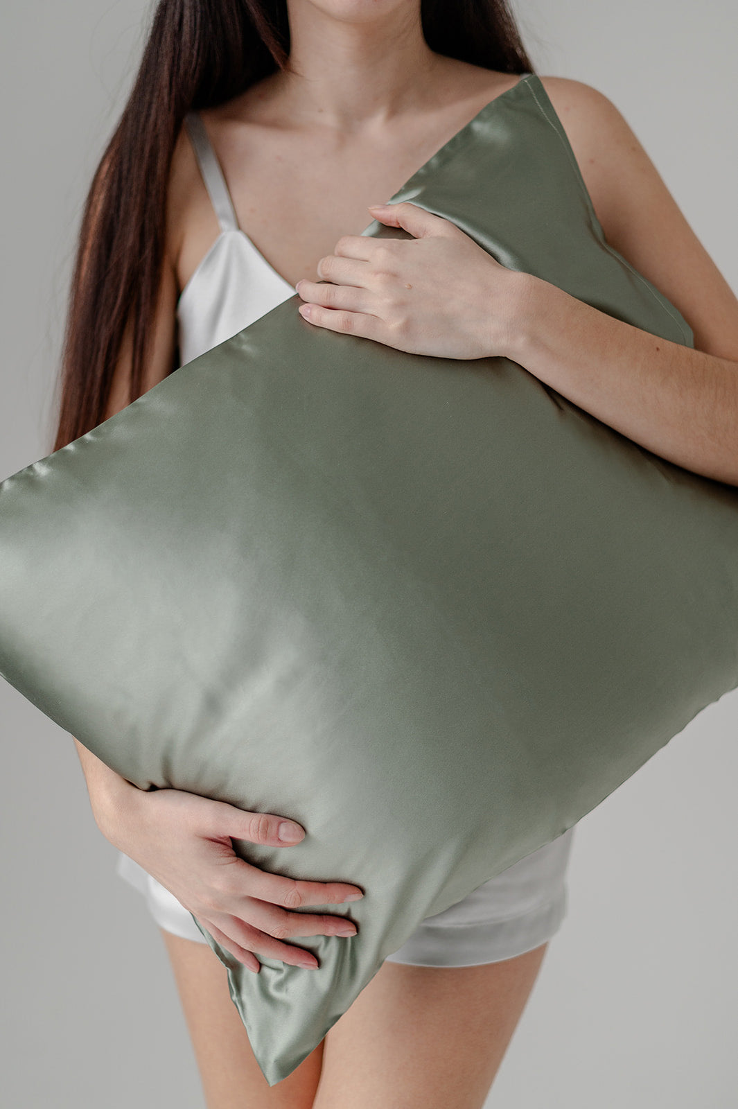 22 Momme Envelope Silk Pillowcase - Pistachio