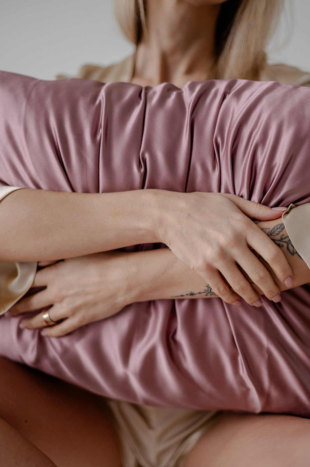 22 Momme Envelope Silk Pillowcase - Pale Mauve