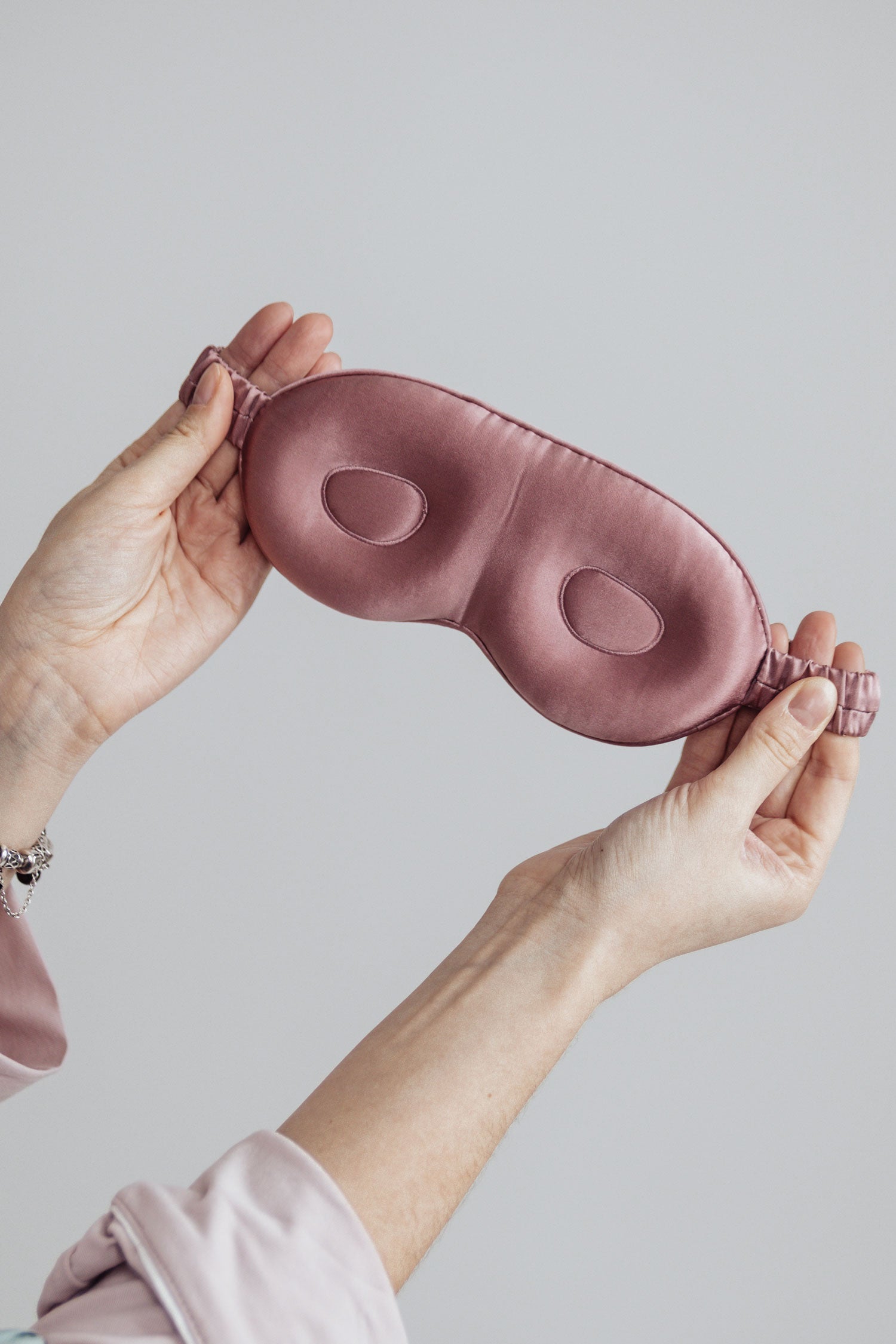 We Redesigned the Silk Sleep Mask. Your Lash Extensions Can Thank Us Later