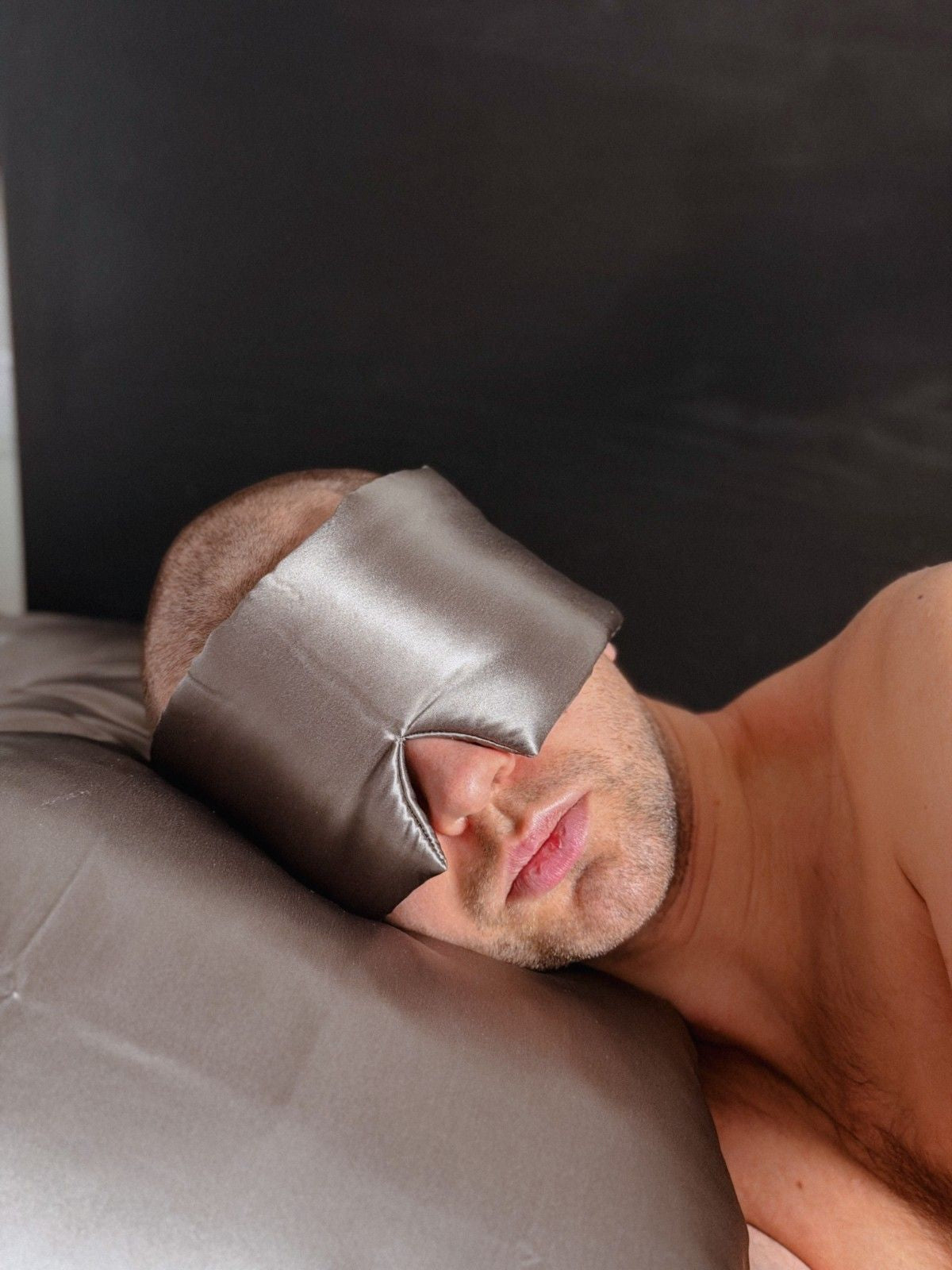 How to Choose the Perfect Silk Sleep Mask (A Guide for Every Sleeper)