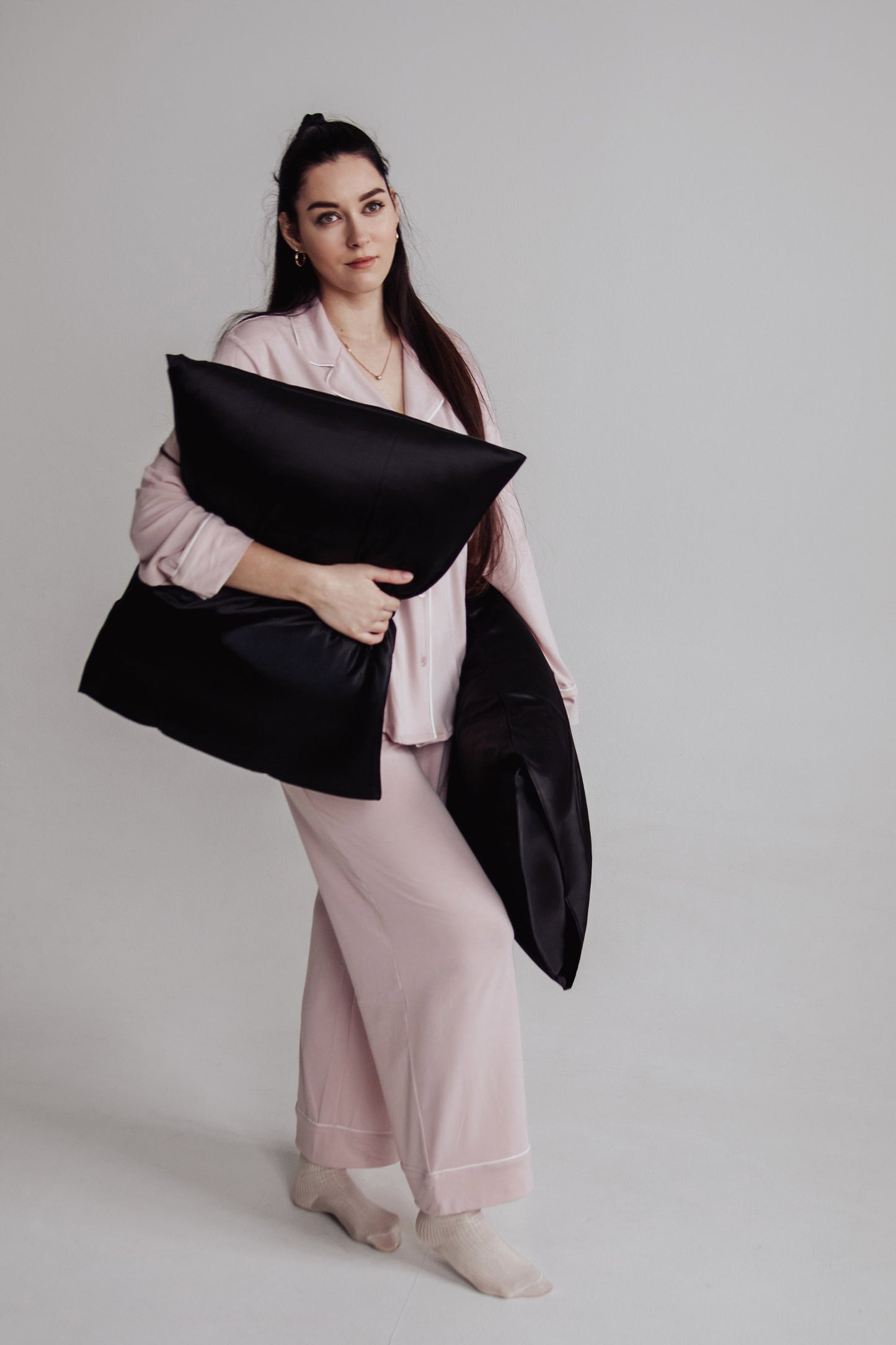 Premium Natural Silk Pillowcase - Midnight Black