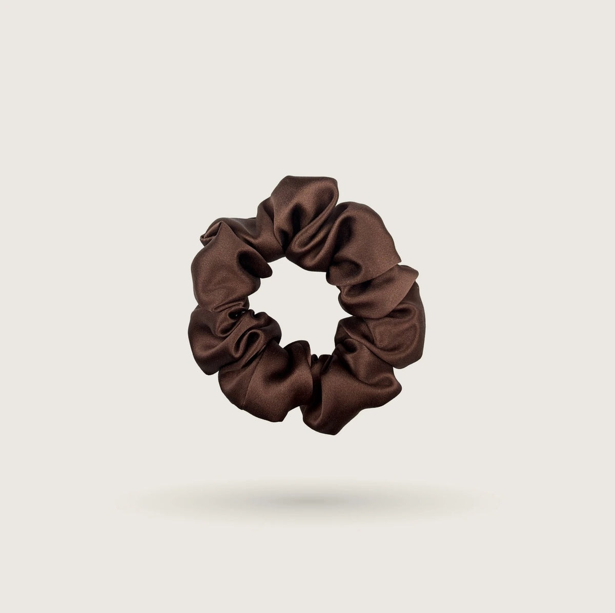 Medium Choco Brown silk scrunchie, 3 cm wide, 100% mulberry silk, 23 momme, OEKO-TEX certified, for all hair types – SilkWide