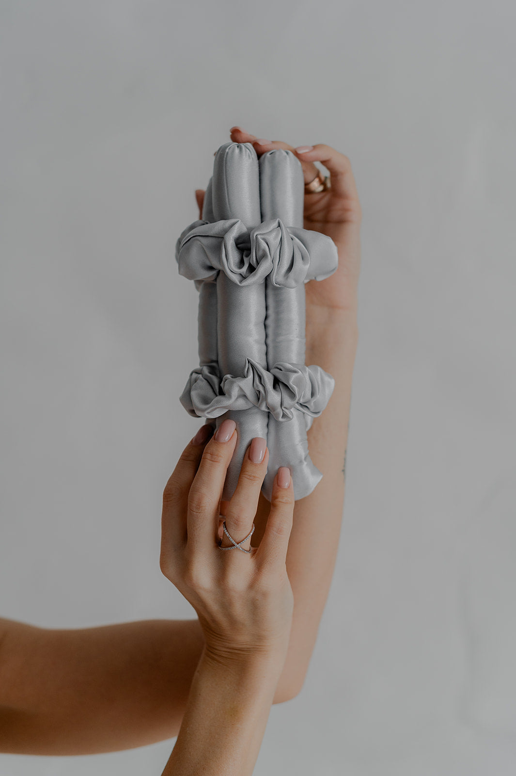 Heatless Mulberry Silk Hair Curler - Stardust Silver