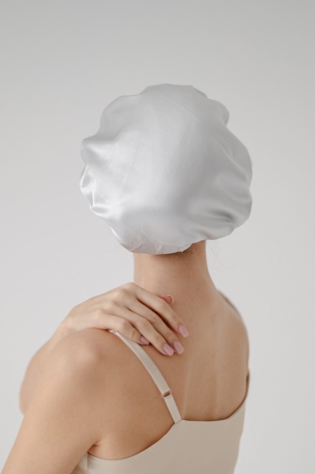 25 Momme Mulberry Silk Bonnet - Stardust Silver