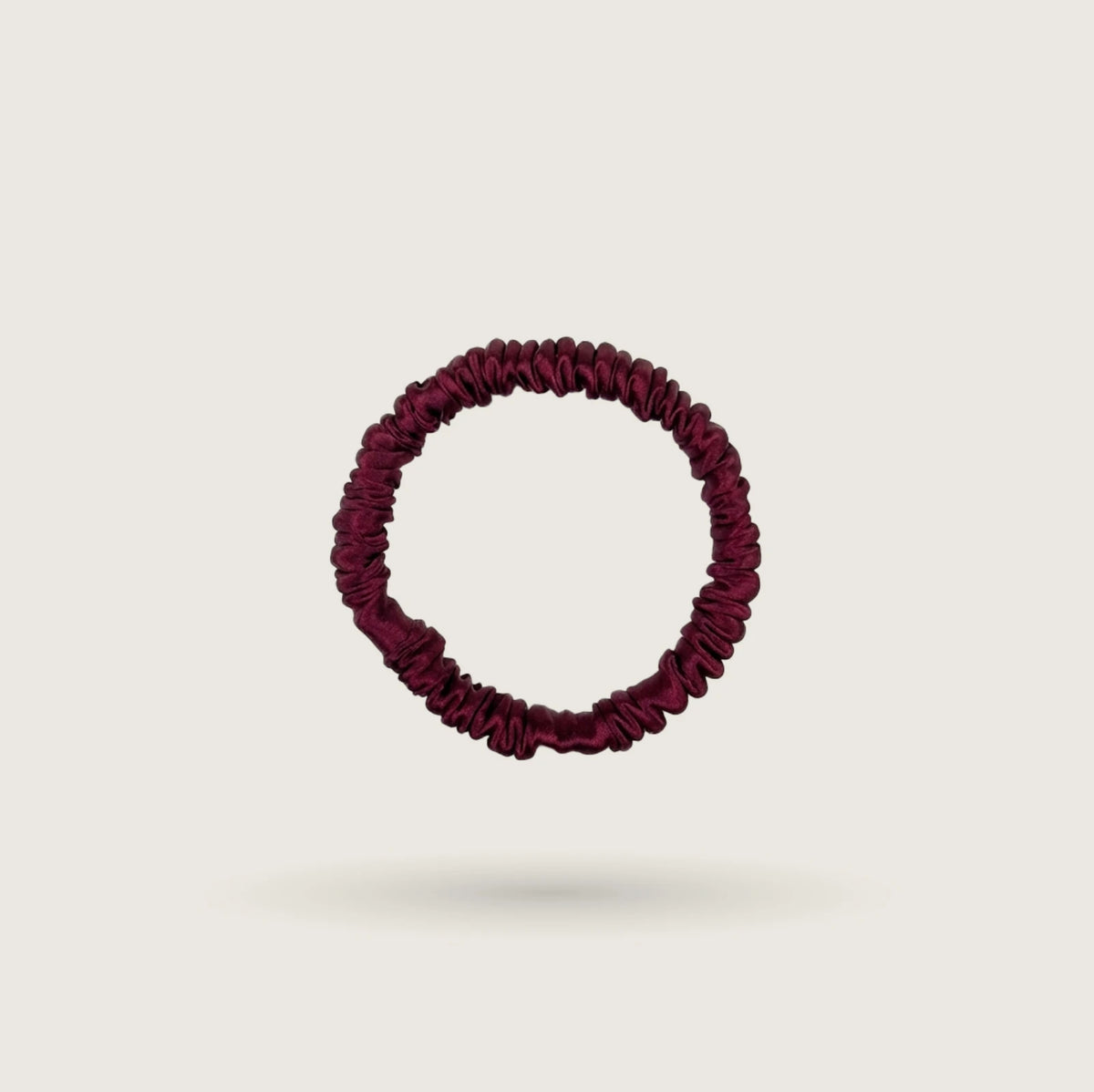 Small skinny Bordeaux silk scrunchie, 1 cm wide, 100% mulberry silk, 23 momme, gentle hold without creases – SilkWide